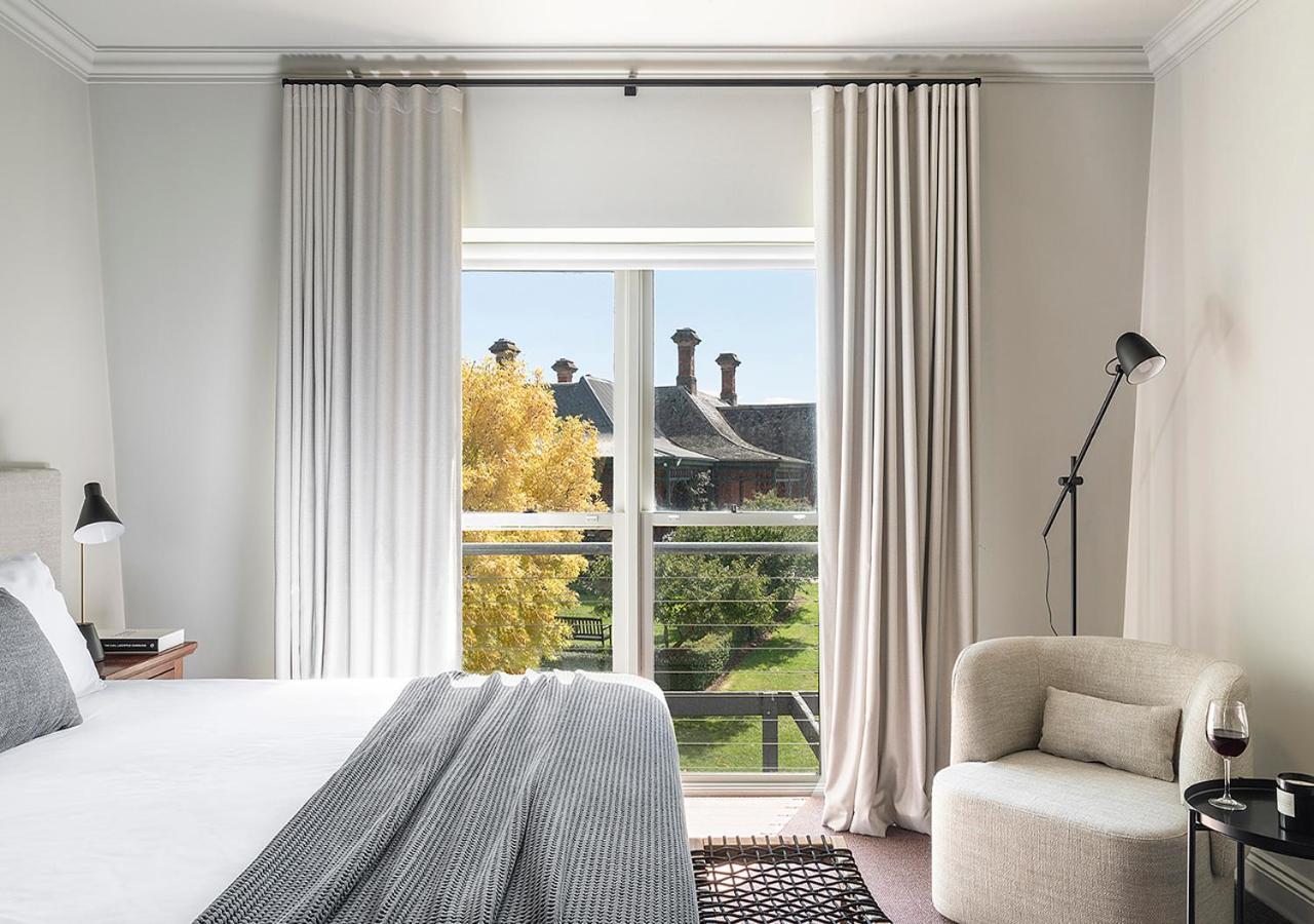 Отель Cleveland Estate Lance Field Экстерьер фото